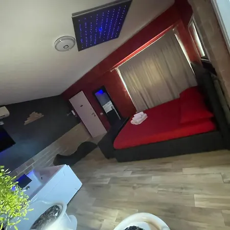 Atena Platino Bed and Breakfast *